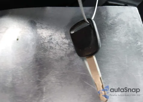 2005 Honda Civic Lx from USA, damaged, VIN 2HGES16565H513492